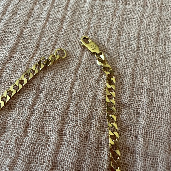 Lucy Williams x Missoma Flat Curb Chain Necklace - Picture 4 of 4